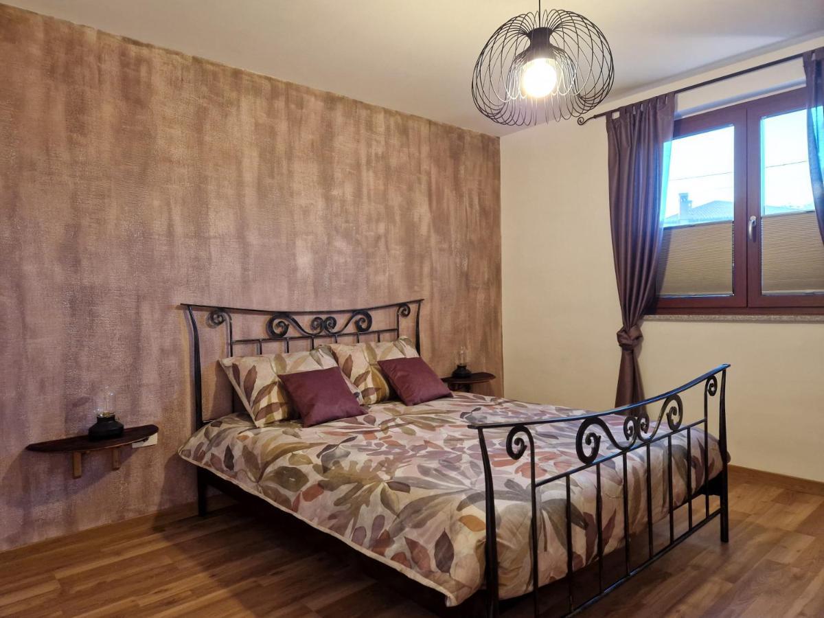 Wine & Apartment Vinales Capodistria Esterno foto